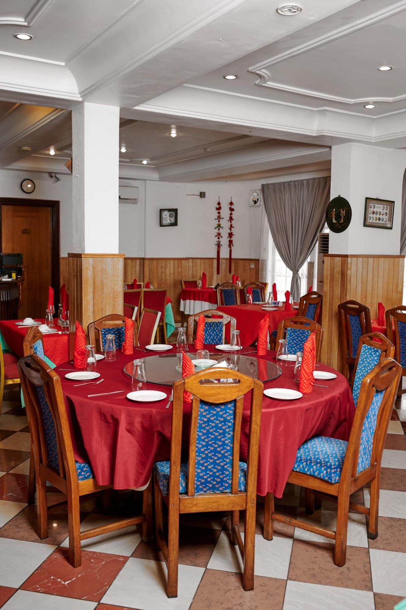 Royal Park Hotel And Chinese Restaurant كوماسي المظهر الخارجي الصورة